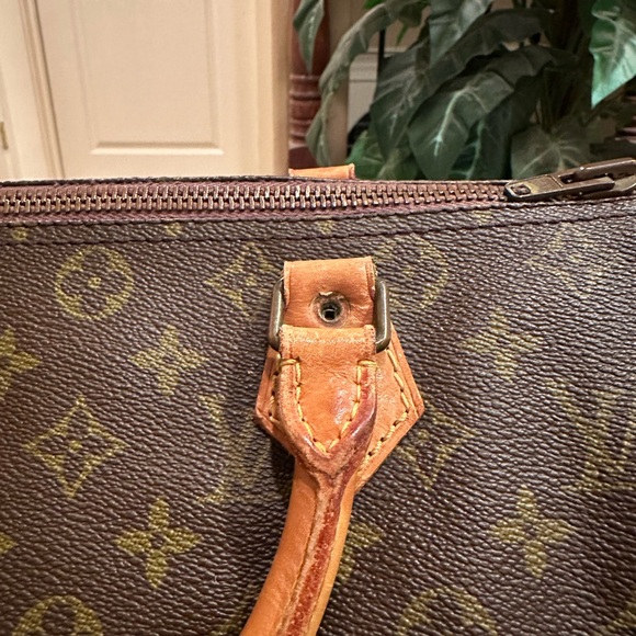 Authentic Louis Vuitton Speedy 30 - Picture 7 of 9